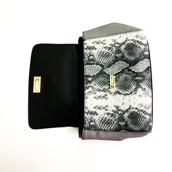 A New Day Black and Grey Snakeskin Purse - Picture 3 of 8